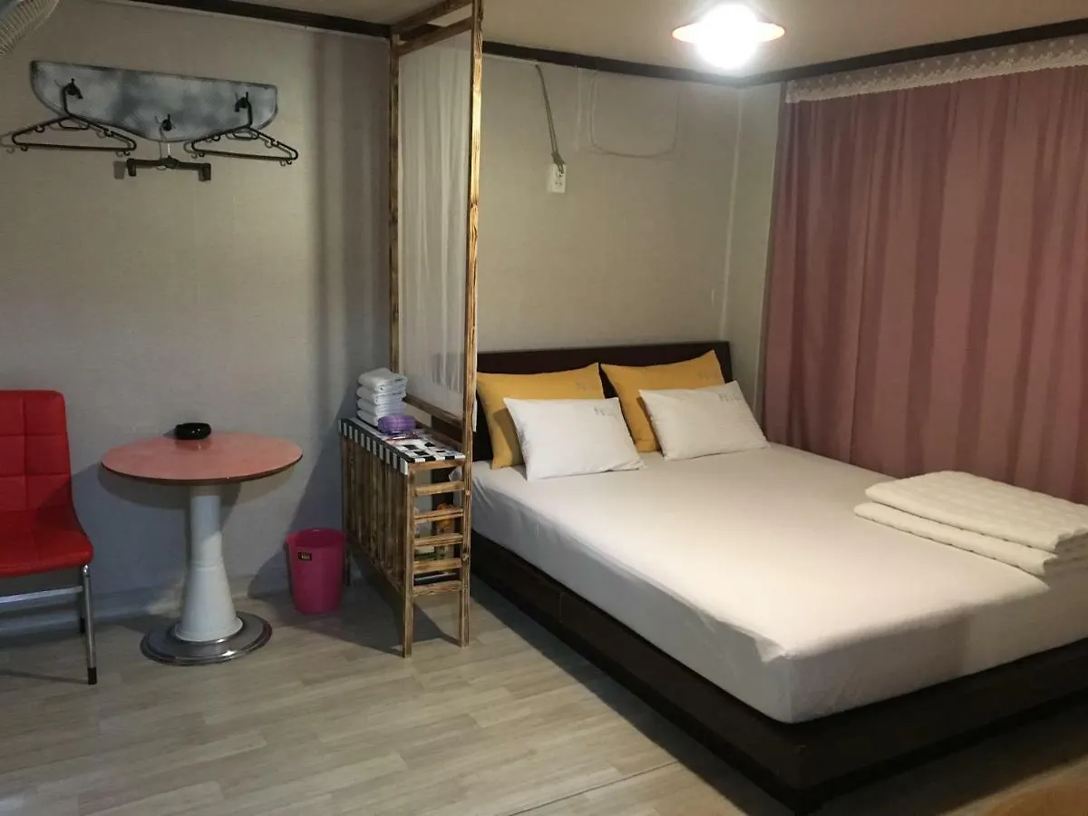 بوسان Coin Motel 2*,  كوريا الجنوبية