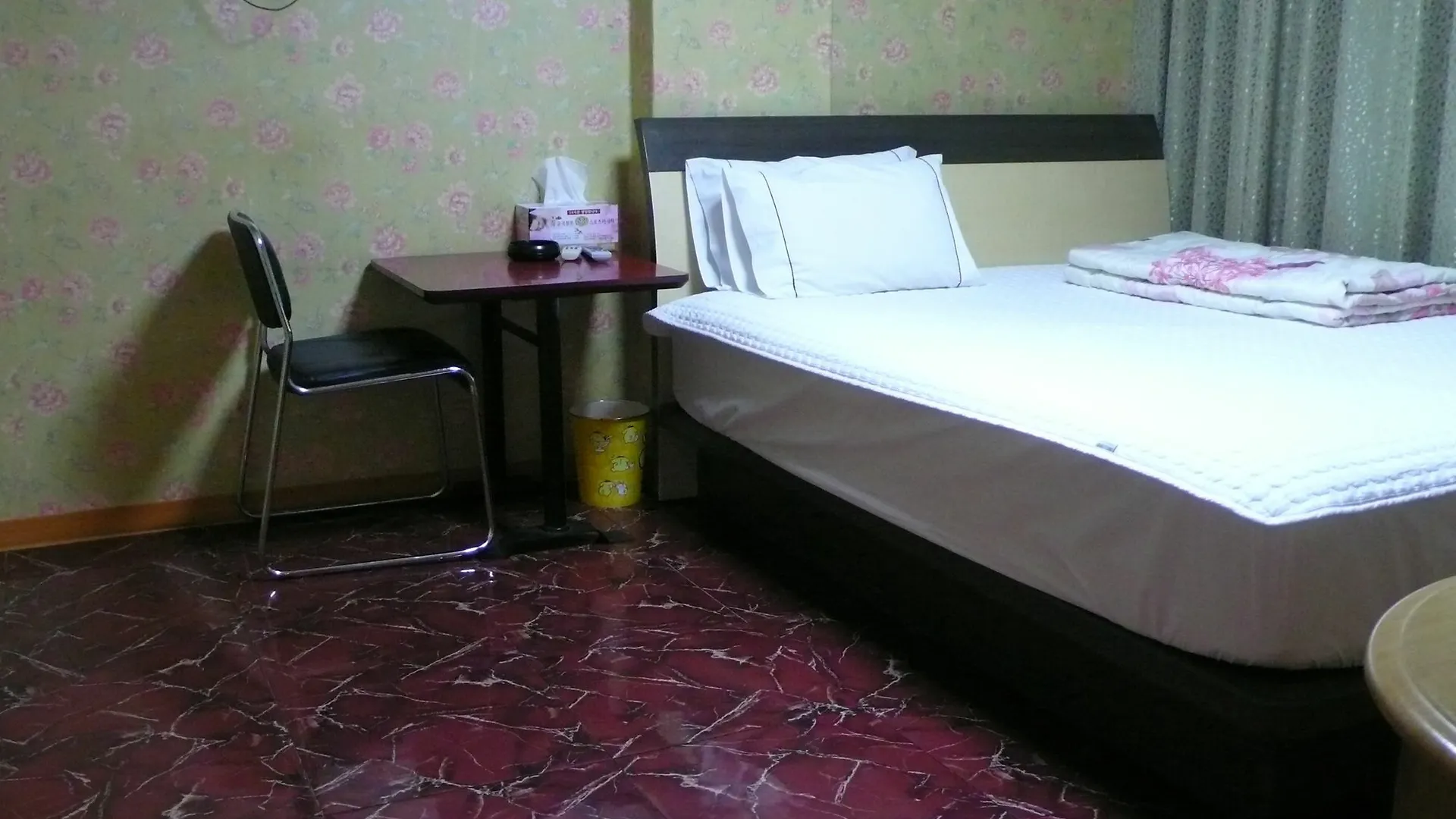 بوسان Coin Motel 2*,